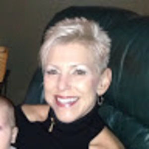 Meet your Posher, Elise